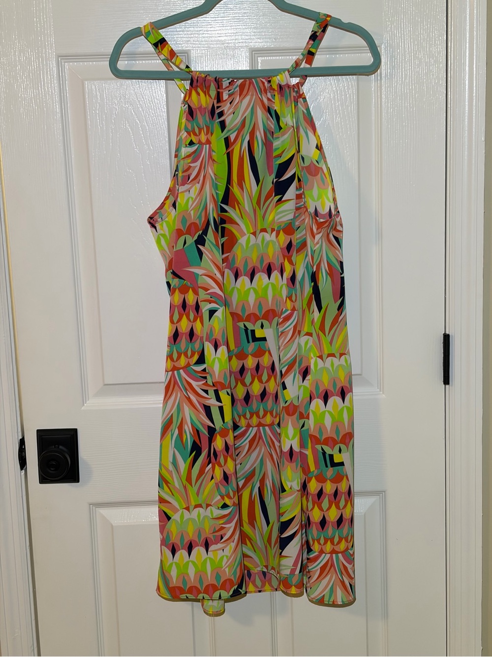 NWOT Crown & Ivy Colorful Tropical Pineapple Print Halter Style Sundress. XL